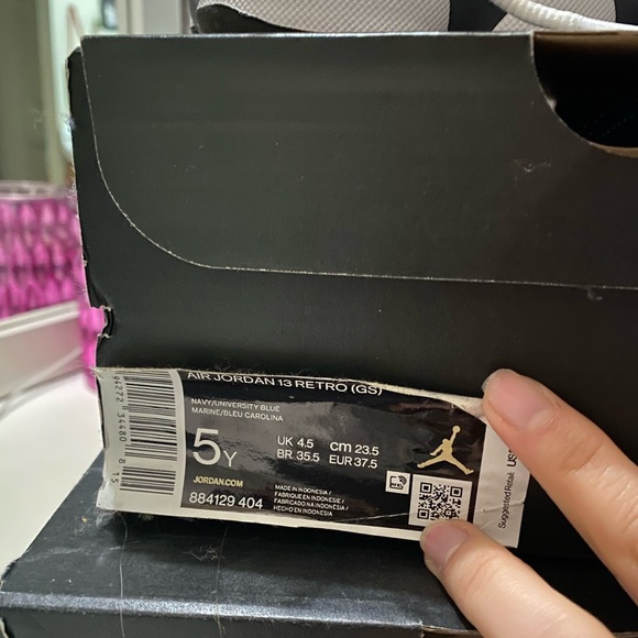 Jordan 13 - Picture 2 of 5